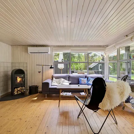 Amazing In With 2 Bedrooms Vakantiehuis Ebeltoft